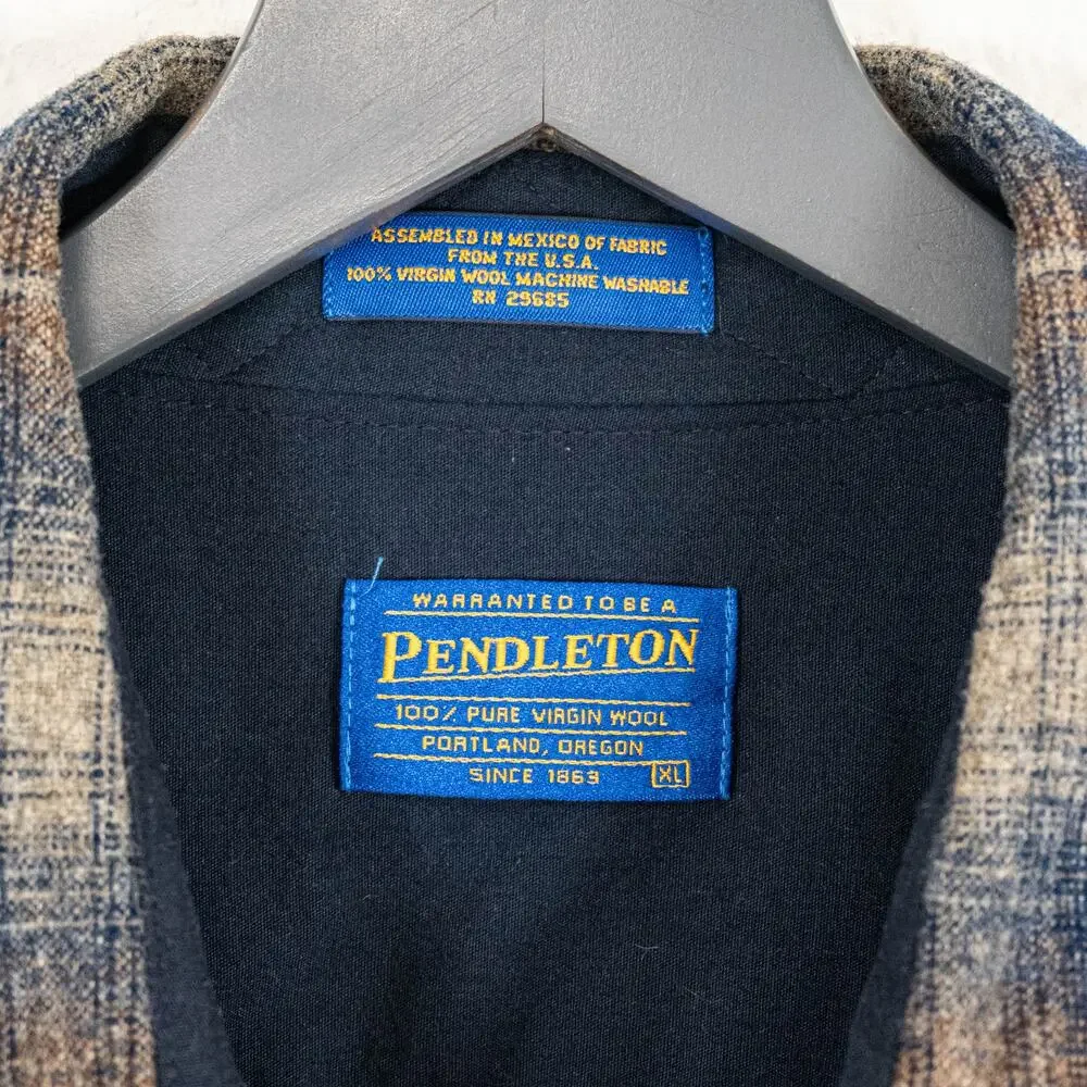 vtg Pendleton Men's Virgin Wool Flannel Shirt Suade elbow patch size XL